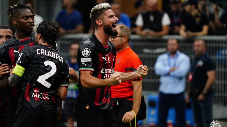 Μίλαν - Ντιναμό Ζάγκρεμπ 3-1: Ο Ζιρού και η… παρέα του πανηγύρισαν την πρώτη νίκη στο Σαν Σίρο στο Champions League μετά από εννιά χρόνια! (video)