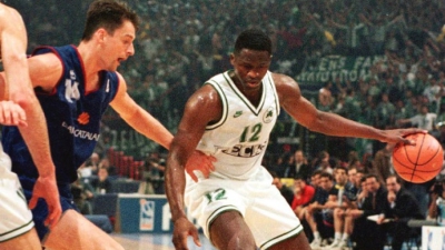 Ντομινίκ Ουίλκινς: Τελικά ήρθε στην Ελλάδα για… πικ – νικ; (video)