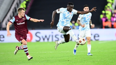 «Λύγισε» από τη Γουέστ Χαμ και ψάχνει... θαύμα ο Ολυμπιακός κόντρα στη Φράιμπουργκ (video)