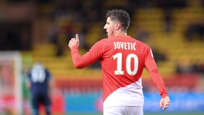 Ο Στέφαν Γιόβετιτς φιλοδοξεί να ακολουθήσει το παράδειγμα των «5», που αναγεννήθηκαν στην Bundesliga!