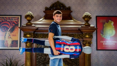 Στον Πέδρι η βαριά... κληρονομιά του «8» στην Μπαρτσελόνα