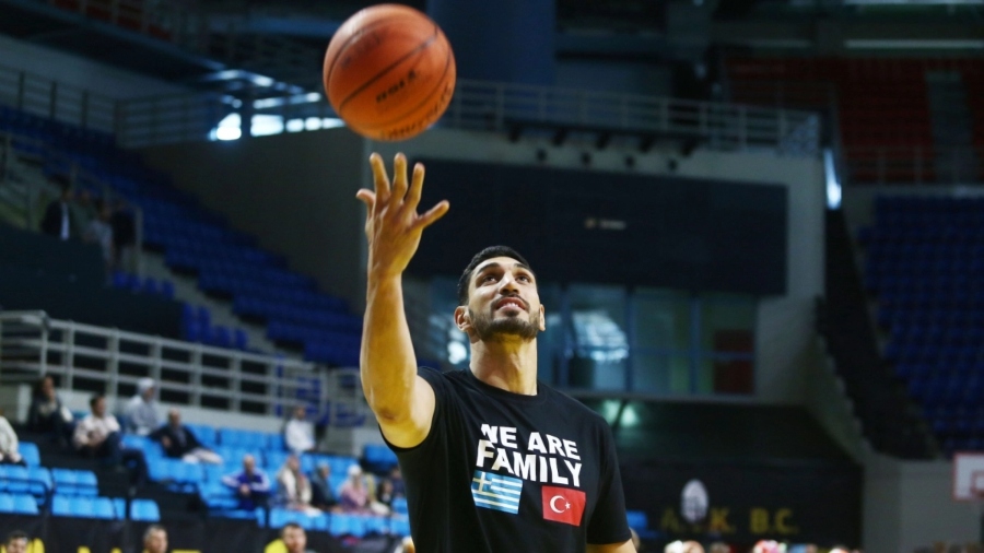 Καντέρ: «Τούρκοι κι Έλληνες είμαστε φίλοι, είχα μιλήσει με Παναθηναϊκό»