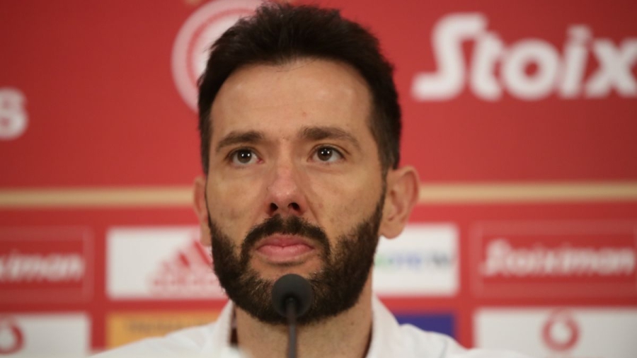 Η παρουσίαση του Κάρλος Κορμπεράν livestream! (video)