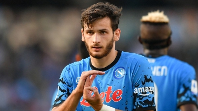 Ανανεώνει με Νάπολι ο Κβαρατσχέλια