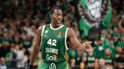 Ασταμάτητος ο Ντάνστον και στα… 39 του!: «Θέλω να συνεχίσω να παίζω»