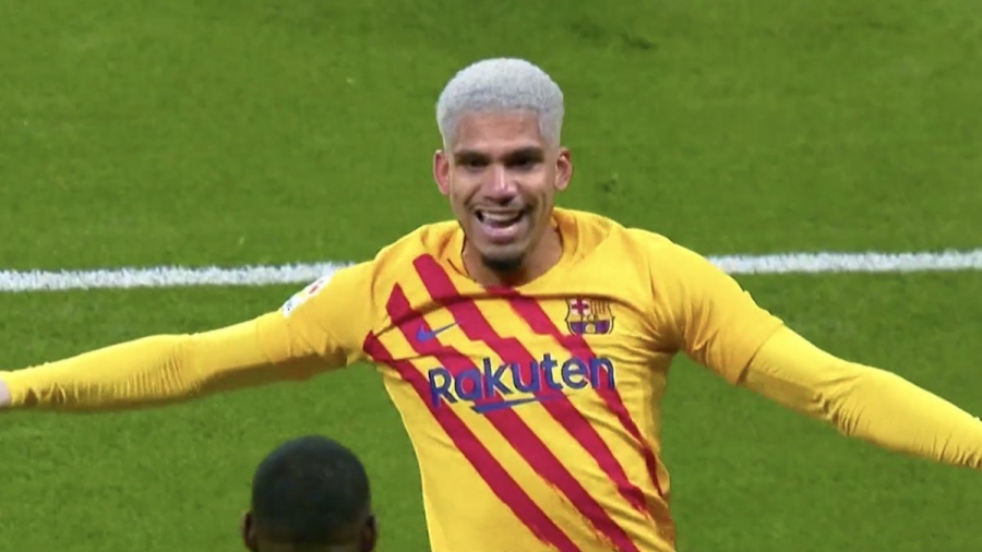 Ρεάλ Μαδρίτης – Μπαρτσελόνα 0-2: Σοκάρουν το Μπερναμπέου οι «μπλαουγκράνα» - σκοράρει ο Αραούχο! (video)