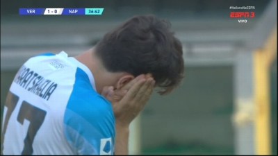 Ελλάς Βερόνα - Νάπολι 1-2: Ανατροπή και προβάδισμα για τους «Παρτενοπέι» χάρη στους Κβαρατσχέλια και Οσιμέν! (video)