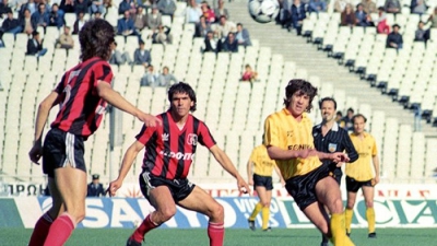 Η μοιραία αλλαγή του Θωμά Μαύρου, που δρομολόγησε το «αντίο» στην ΑΕΚ κι έκανε τον Νίκο Αλέφαντο... κόκκινο πανί! (video)