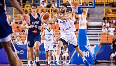 Ελλάδα – Γαλλία 51-98: Επιβλητικοί οι «μπλε» και η Εθνική νέων θα… παλέψει με Βέλγιο για το χάλκινο