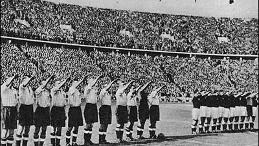 Ο ναζιστικός χαιρετισμός της Εθνικής Αγγλίας: Μία ήττα του αθλητισμού, μία νίκη της χιτλερικής προπαγάνδας (video)