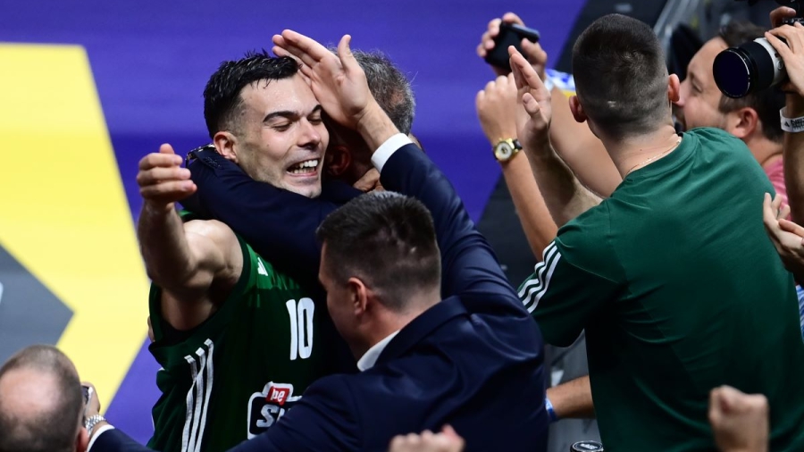 Σλούκας: «Πολύ μεγάλη επιτυχία, να βοηθήσω περισσότερο στον τελικό!»