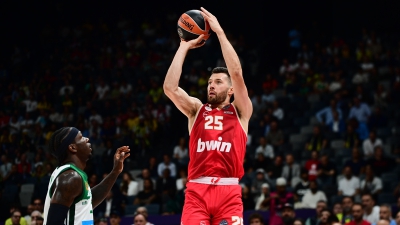 Νίκη για τον Ολυμπιακό στον μικρό τελικό της EuroLeague κόντρα στον Παναθηναϊκό και τα… βλέμματα στους τελικούς της GBL! (video)