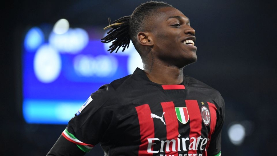 Ανανεώνει για πέντε χρόνια με τη Μίλαν ο Λεάο!