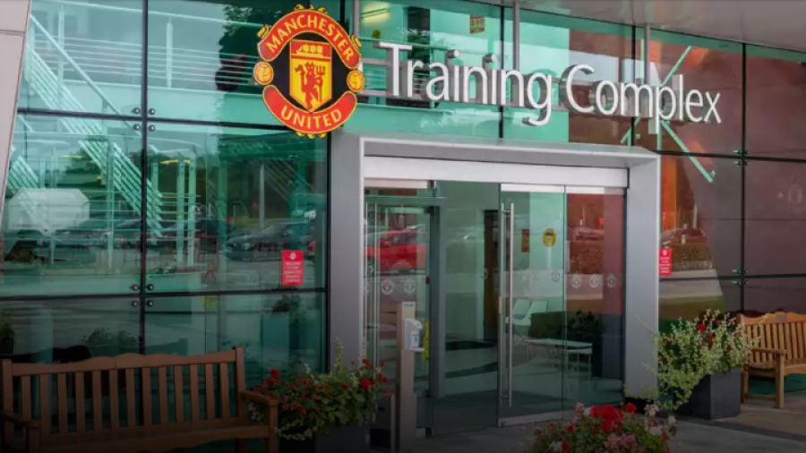 Μάντσεστερ Γιουνάιτεντ: Στον «αέρα» το ματς με την Μπρέντφορντ ελέω κορονοϊού!