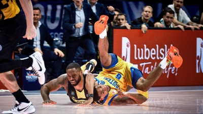 Τενερίφη – Περιστέρι 97-93: Μια ανάσα από το «έπος», το κεφάλι ψηλά για την ομάδα-θαύμα του Σπανούλη! (video)