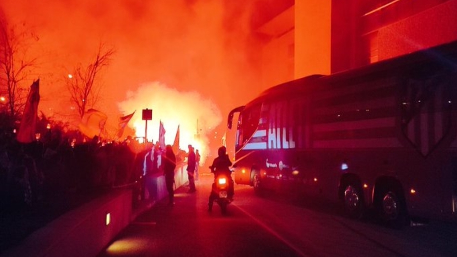 Ρεάλ - Ατλέτικο : «Κοκκίνισε» η Μαδρίτη για χάρη των... ροχιμπλάνκος! (video)