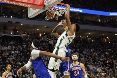 Ο απίστευτος Τόμπσον «κάλυψε» την 30άρα του Αντετοκούνμπο και σταμάτησε τους Μπακς!