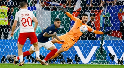 Γαλλία - Πολωνία 0-0: Τριπλή ευκαιρία των Πολωνών να ανοίξουν το σκορ (video)
