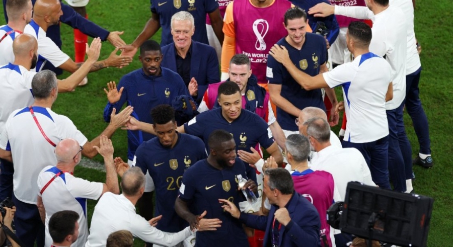 Οι πανηγυρισμοί των Γάλλων μετά την πρόκριση στα προημιτελικά του Μουντιάλ (video)