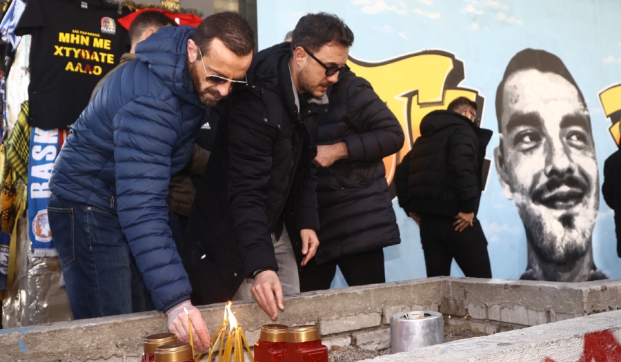 Άρης: Σύσσωμο το ποδοσφαιρικό τμήμα στο τρισάγιο προς τιμήν του Άλκη Καμπανού