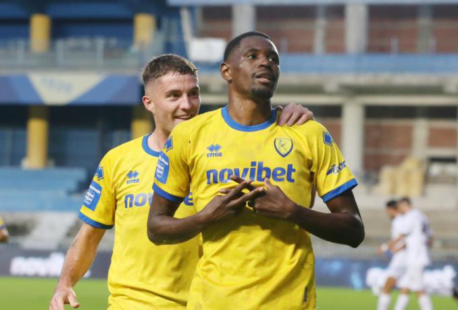 Διέλυσε την ΑΕΛ Novibet ο Παναιτωλικός - Νίκη - «ανάσα» με σκορ 3-0!