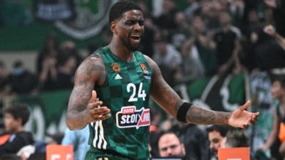 Σοβαρές καταγγελίες του Μπέικον σε live στο instagram (video)