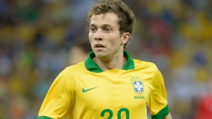 Αυτός είναι ο Μπερνάρντ, που ετοιμάζεται να… κλέψει τις καρδιές των φίλων του Παναθηναϊκού!