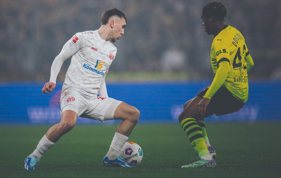 Ντόρτμουντ - Μάιντζ 1-1: Δεν... σήκωσαν κεφάλι οι Βεστφαλοί, «χρυσός» βαθμός για την ομάδα του Σίβερτ!