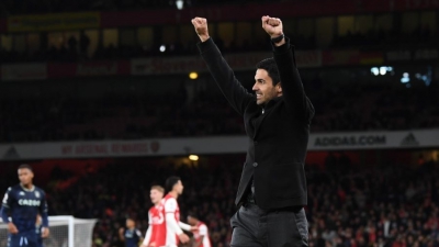 Ο Αρτέτα βρήκε τους τρεις σωματοφύλακες για την... ανύψωση της Άρσεναλ (video)