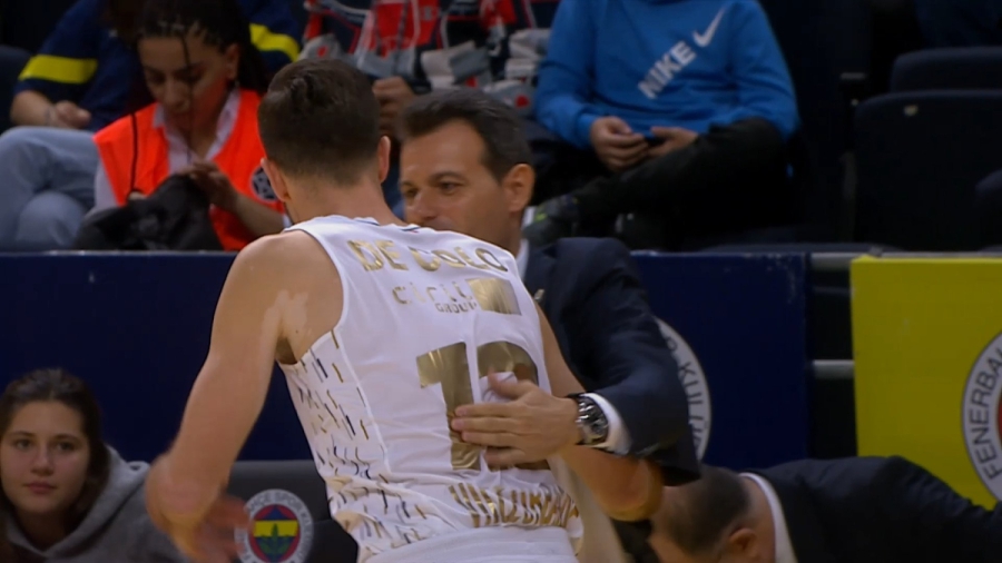 «Στοργική» αγκαλιά και χαμόγελα ανάμεσα σε Ιτούδη και Ντε Κολό (video)