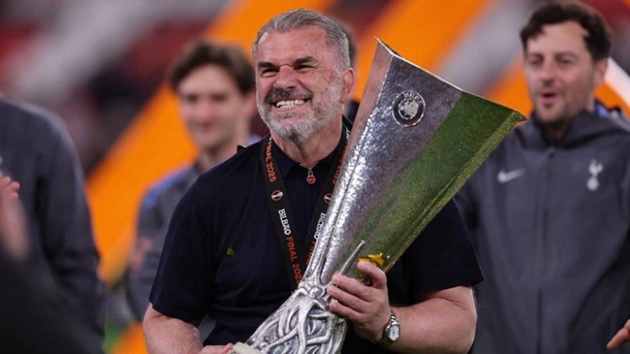 Τέλος ο Ποστέκογλου από την Τότεναμ