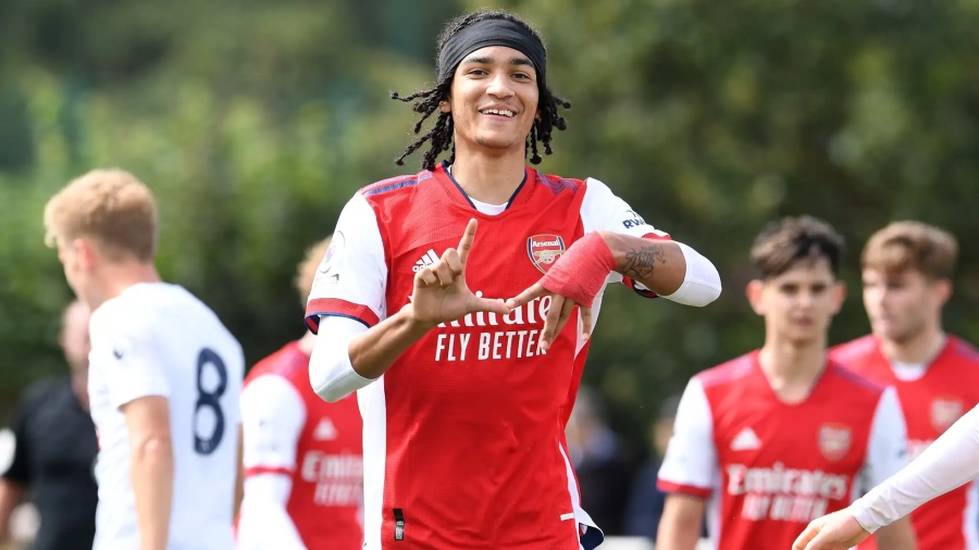 Έφυγε ποδοσφαιριστής από τον ΠΑΣ Γιάννινα, 25 ημέρες αφού ήρθε: Ο λόγος αποχώρησης του πρώην παίκτη της Άρσεναλ!