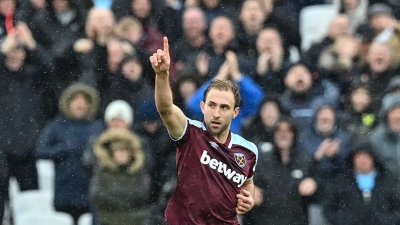 Γουέστ Χαμ – Νιούκαστλ 1-0: Ανοίγει το σκορ ο Ντόουσον με κεφαλιά! (video)