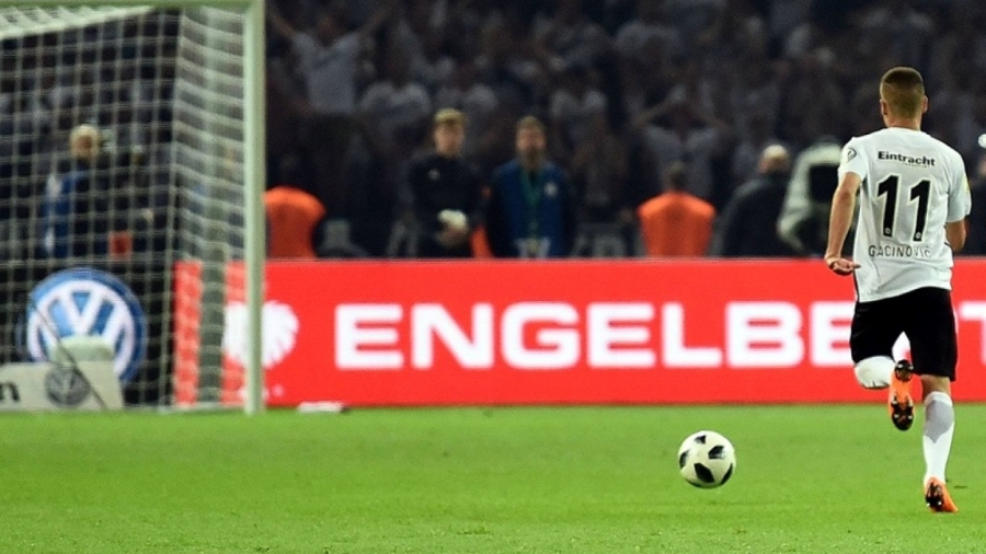 Ο Γκατσίνοβιτς θυμήθηκε την κατάκτηση του 2018 και ευχήθηκε «καλή επιτυχία» στην Άιντραχτ Φρανκφούρτης! (video)