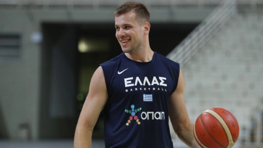 Παρελθόν από τη Νάπολι ο Δημήτρης Αγραβάνης!