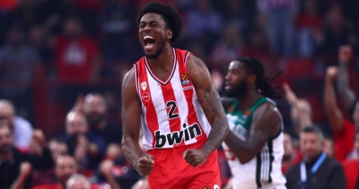 Δεν ξεχνά τον Ολυμπιακό ο Ράιτ: «Διάλεξα το νούμερό μου λόγω Θύρας 7, για να θυμάμαι από πού ξεκίνησα!» (video)