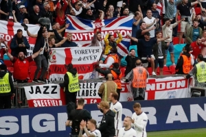 «Τρελάθηκαν» οι Άγγλοι μετά την πρόκριση επί της Γερμανίας (video)