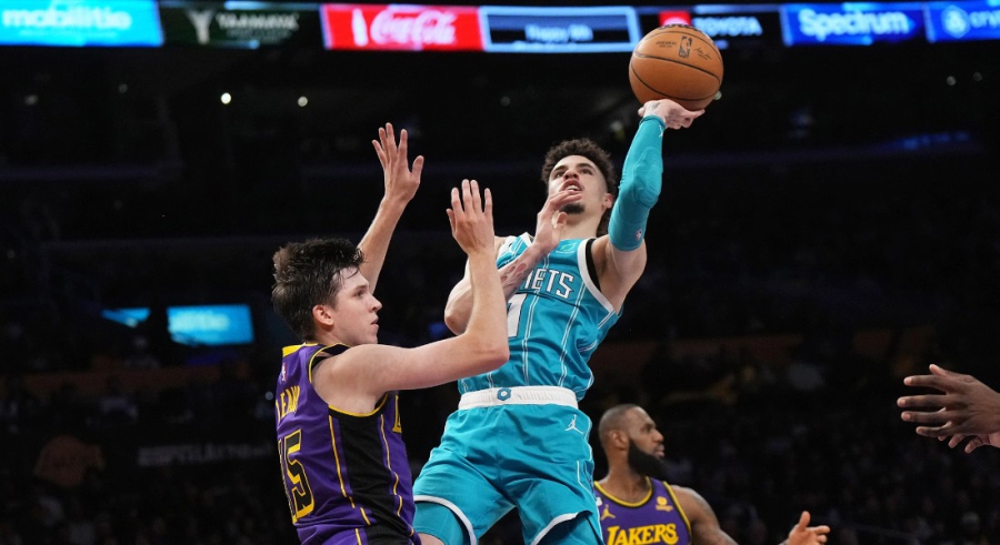 Αποτελέσματα και στιγμιότυπα από τα ματς του Σαββάτου (24/12) στο NBA (video)