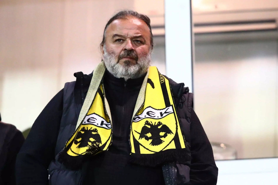 Ηλιόπουλος: «Ντροπή να λένε πως δεν ξοδεύω χρήματα για αριστερό μπακ, ενώ κρατάω τρεις παικταράδες!»