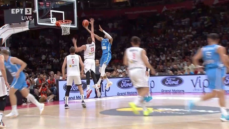 Η μεγαλοπρεπής «τάπα» του Μιλουτίνοφ στον Γιάννη που ξεσήκωσε τους Σέρβους! (video)