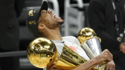 Γιάννης Αντετοκούνμπο: Ο κορυφαίος (σχεδόν σε όλα) στην ιστορία των Μπακς