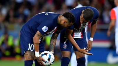 «Ο Εμπαπέ ζητούσε την πώληση του Νεϊμάρ από την Παρί Σεν Ζερμέν!»