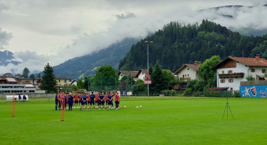 Το BN Sports στην Αυστρία με τον Ολυμπιακό: Η πρώτη προπόνηση των «ερυθρόλευκων» στο Μιλς (video)