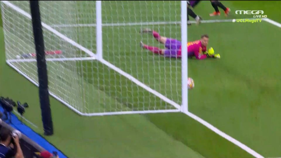 Ρεάλ Μαδρίτης - Μπάγερν Μονάχου 0-0: Δοκάρι ο Βινίσιους και «τρελή» απόκρουση ο Νόιερ (video)