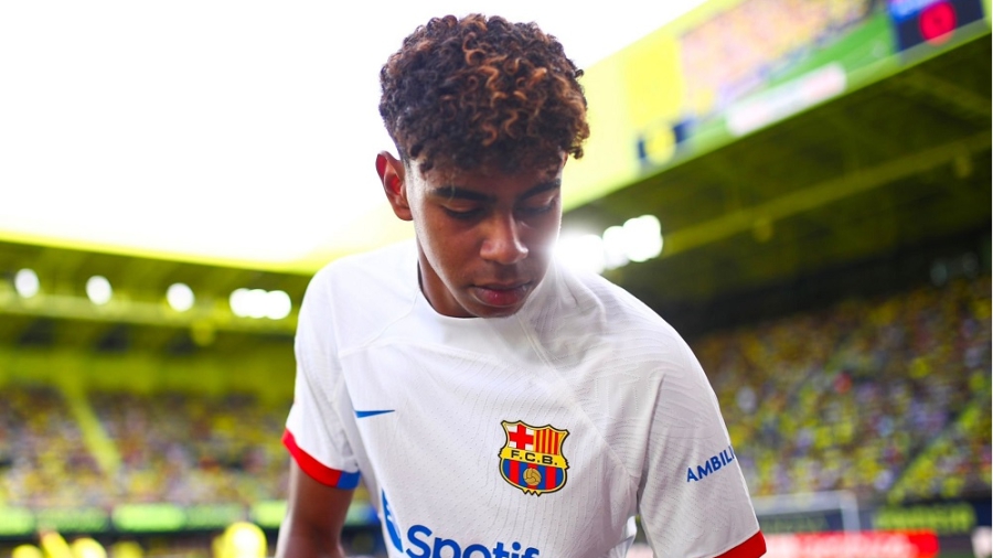 Λαμινέ Γιαμάλ: Το αποτέλεσμα των... μαθημάτων από Μέσι και Σουάρες (vids)