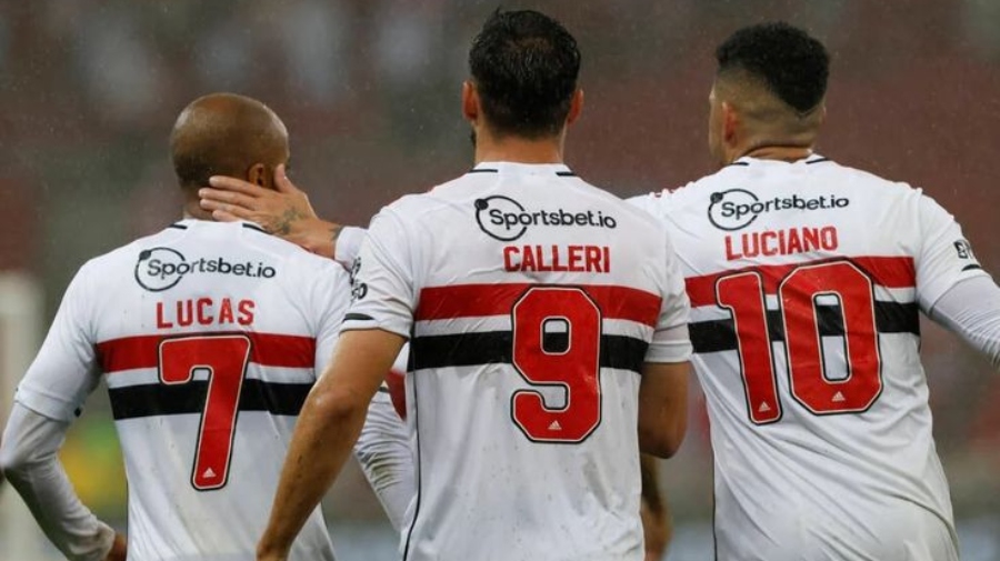 Μοιρασιά στο ντέρμπι του Σάο Πάολο και στο Pamestoixima