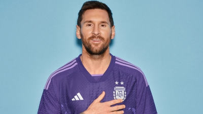 Ο Μέσι στα «μωβ» εν όψει Κατάρ, για χάρη της δεύτερης φανέλας της Αργεντινής