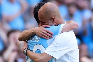 «Σ' ευχαριστώ για όσα μου 'χεις χαρίσει!»: Τέλος το... σκάκι για Σίτι - Η Βίλα κέρδισε, ο Ολυμπιακός πανηγυρίζει!