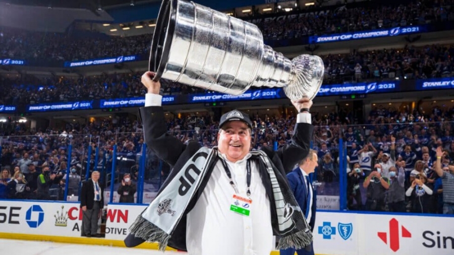 Επέκτεινε την συνεργασία της με το Community Heroes η ομάδα Χόκεϊ, Tampa Bay Lightning – συνεχίζονται οι φιλανθρωπικές προσπάθειες!