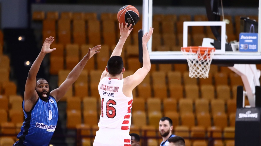 «Σβηστή» νίκη του Ολυμπιακού επί του αποδεκατισμένου και... αποβληθέντος Ηρακλή με 94-65 (video)